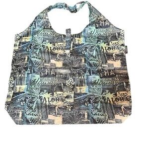 Hawaiian Print Travel Bag